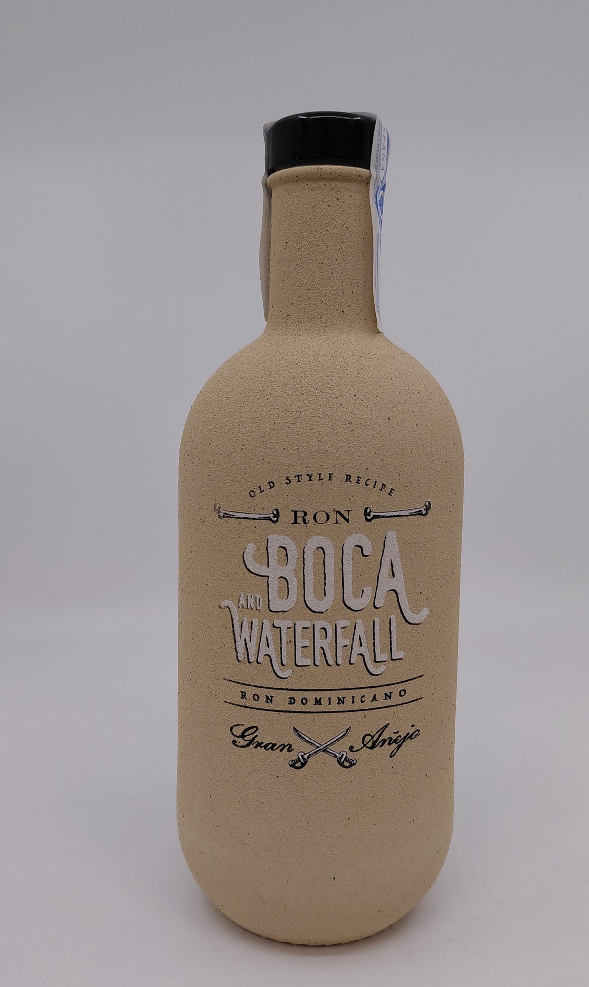 Botella Ron BOCA &amp; WATERFALL Gran Añejo 70 cl