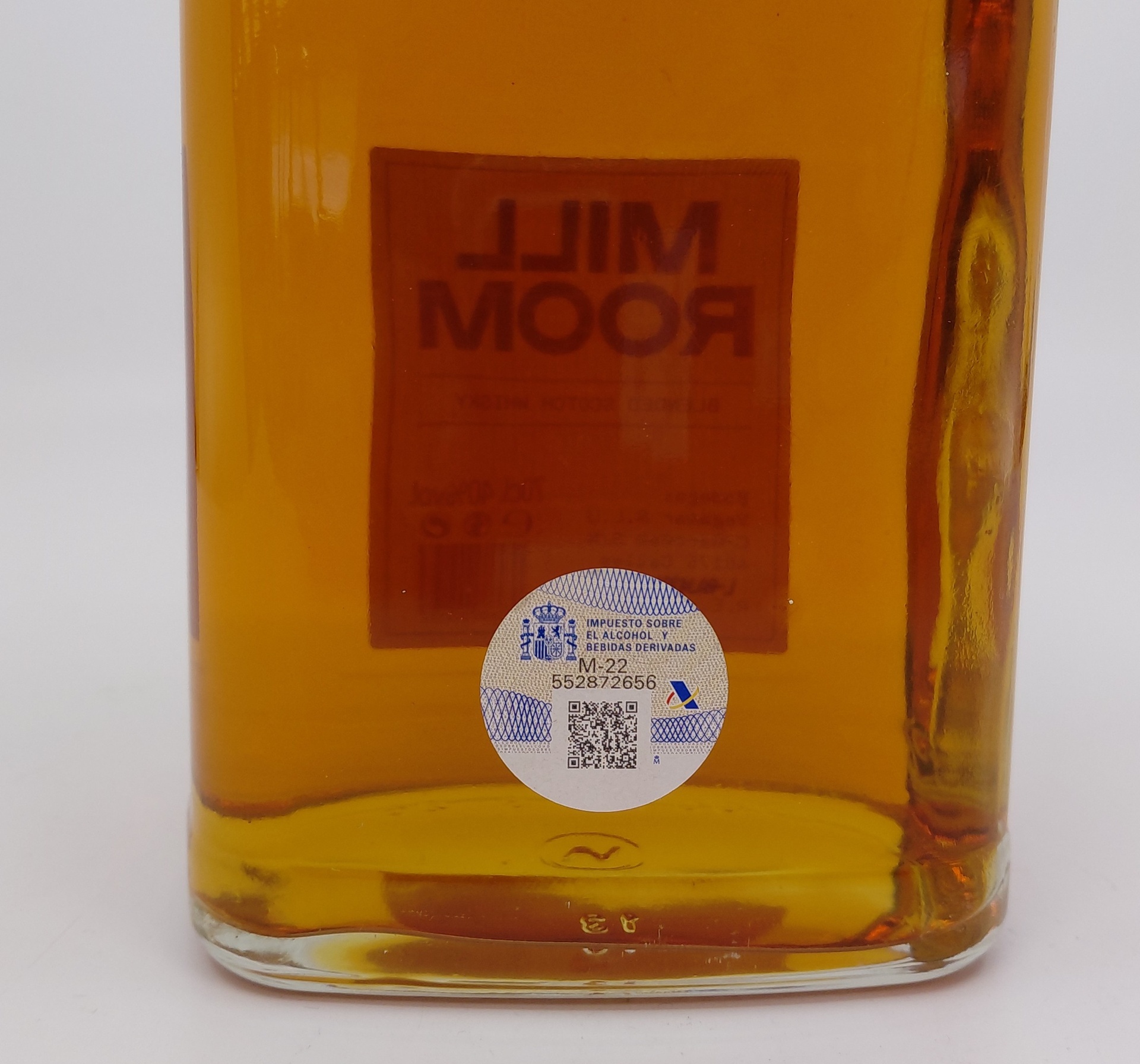 Scotch Whisky  MILL ROOM 70 cl Estuchado