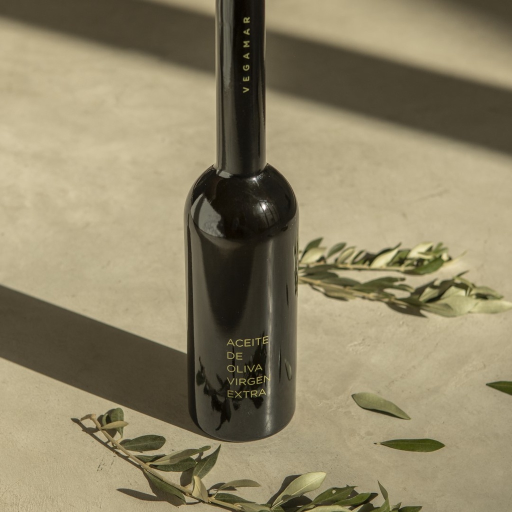 Aceite de Oliva Virgen Extra 100 % 500 ml VEGAMAR Estuchado