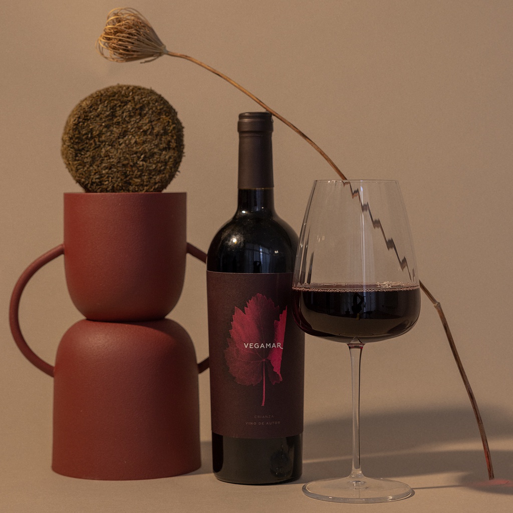 Botella Vino Tinto de Autor VEGAMAR Crianza